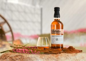 バランタイン 15年について徹底解説!おすすめの飲み方や味や価格がすぐ 